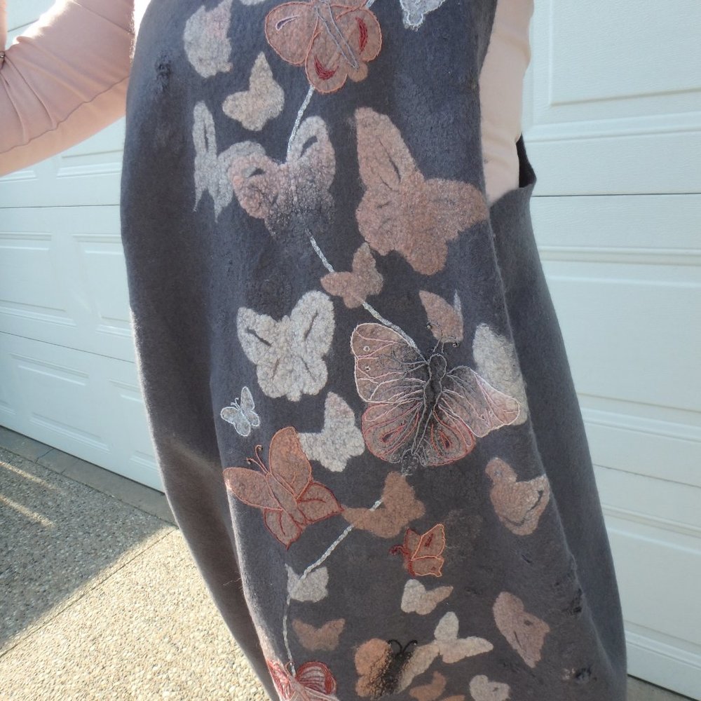 Handmade felted sundress with embroidery details. - Picture 2 of 4
